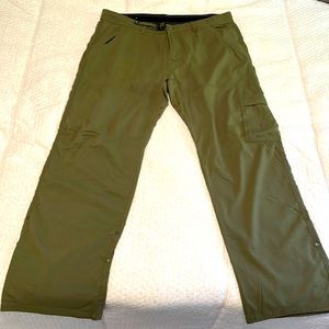 OD Green prAna Breathe hiking pants. Size XXLx32.